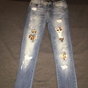Size 3 Judy Blue Ripped Cheetah Print Jeans